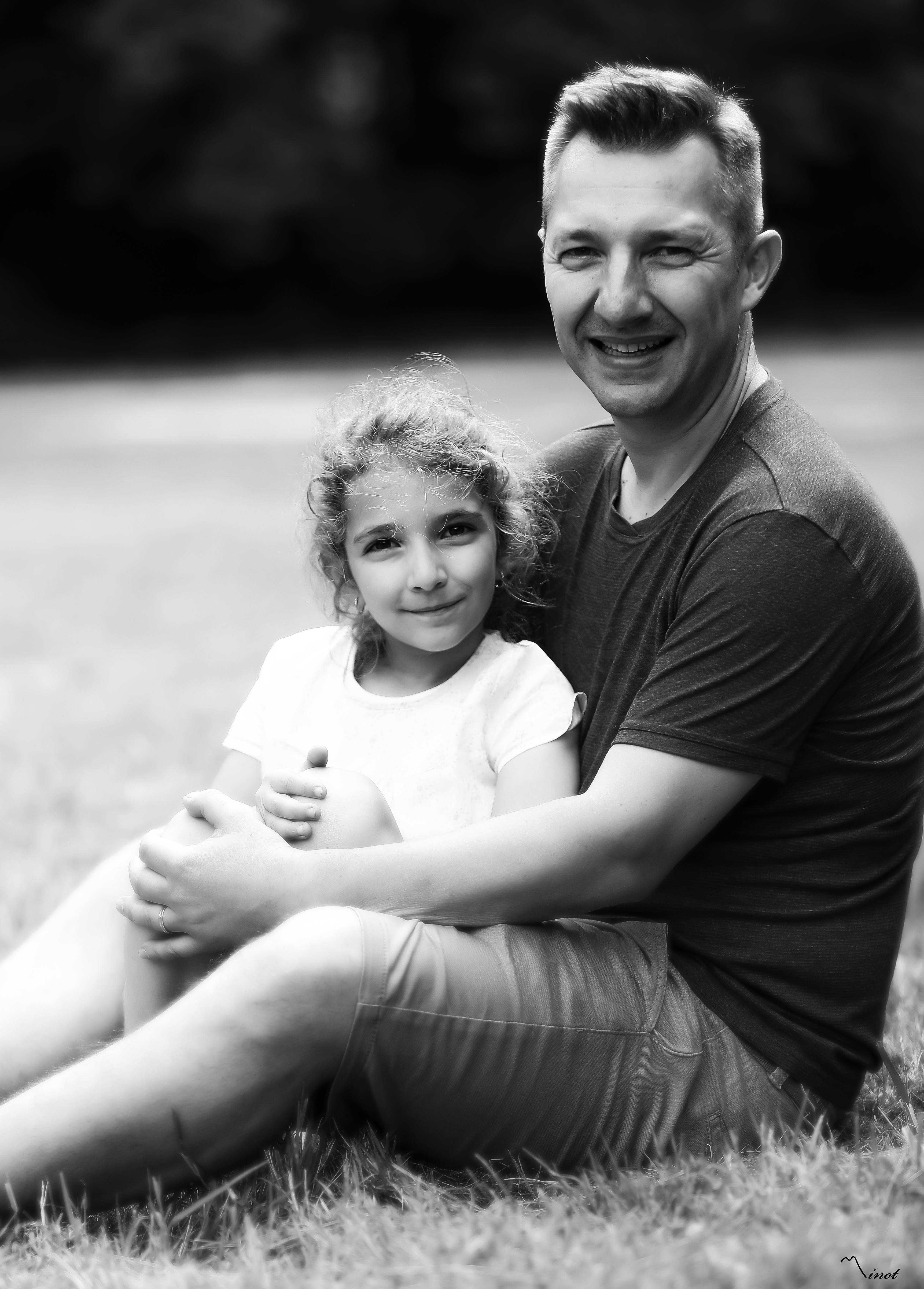 Photo de famille, un père et sa fille